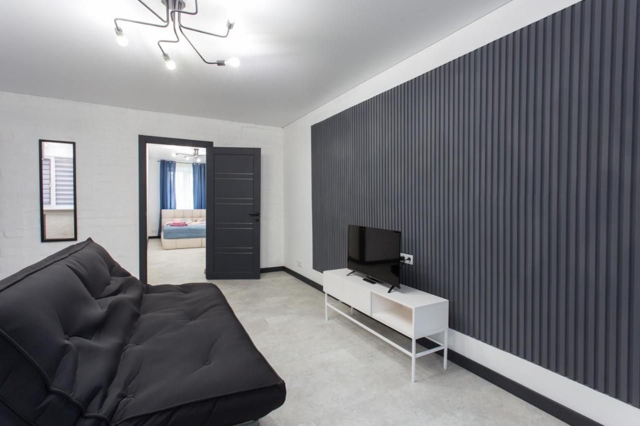 Apartment On 23 Serpnya خاركيف المظهر الخارجي الصورة