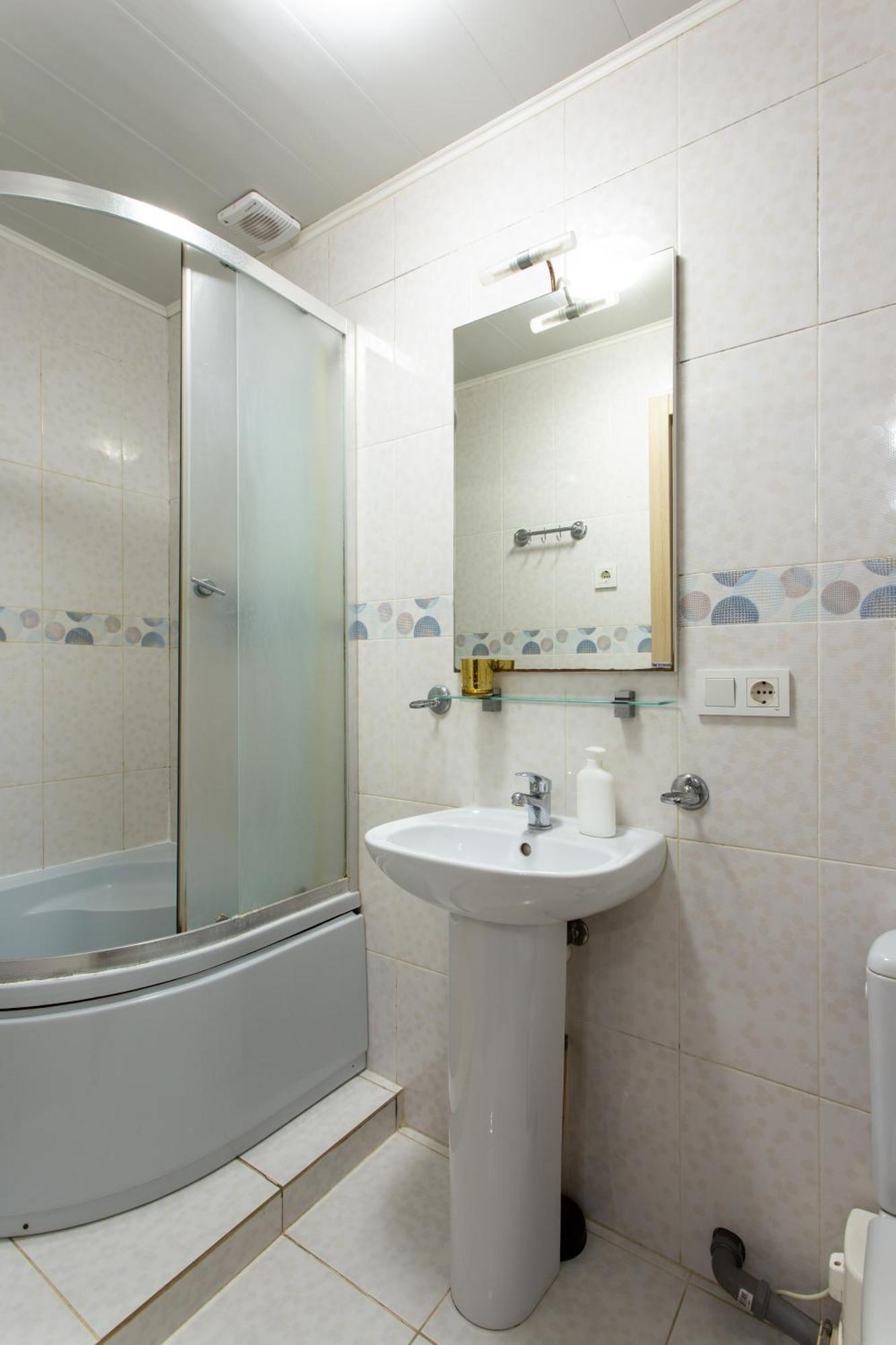 Apartment On 23 Serpnya خاركيف المظهر الخارجي الصورة